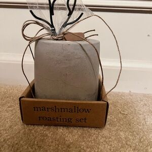 Marshmallow Roasting Set